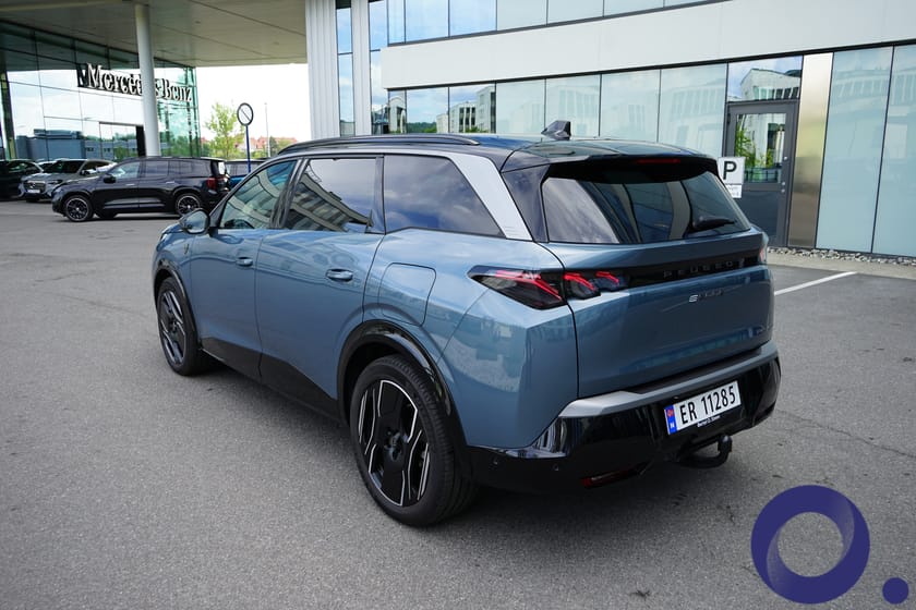 Bilde 5 av Peugeot E-5008 Dual Motor GT-Line Executive 4x4 - Fullutstyrt - 7 seter