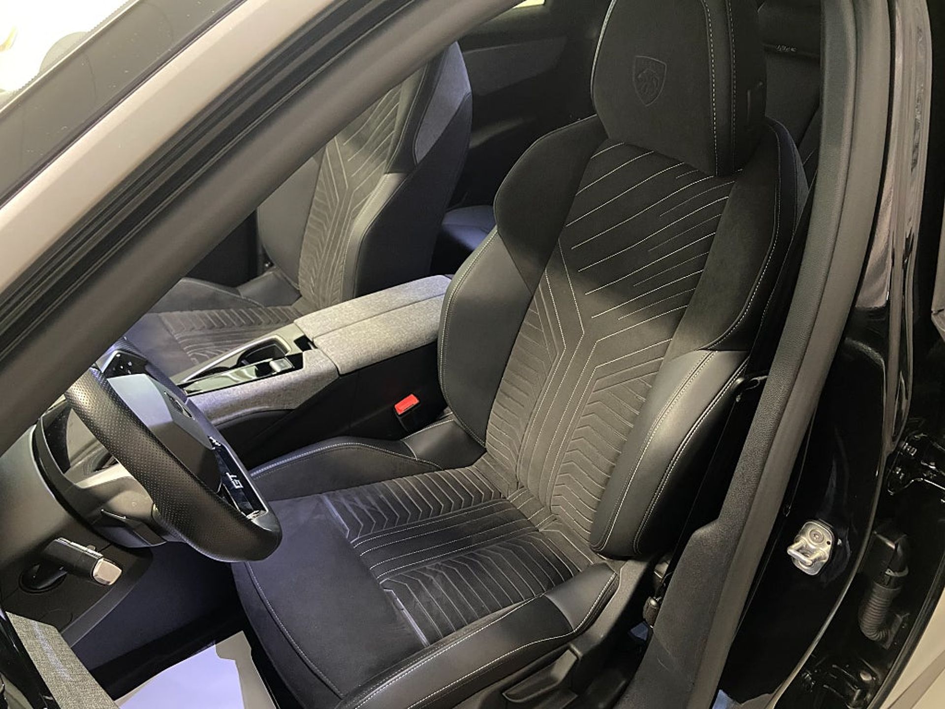Peugeot 3008 HYBRID 145hk GT Drag 2024, bild 7/10