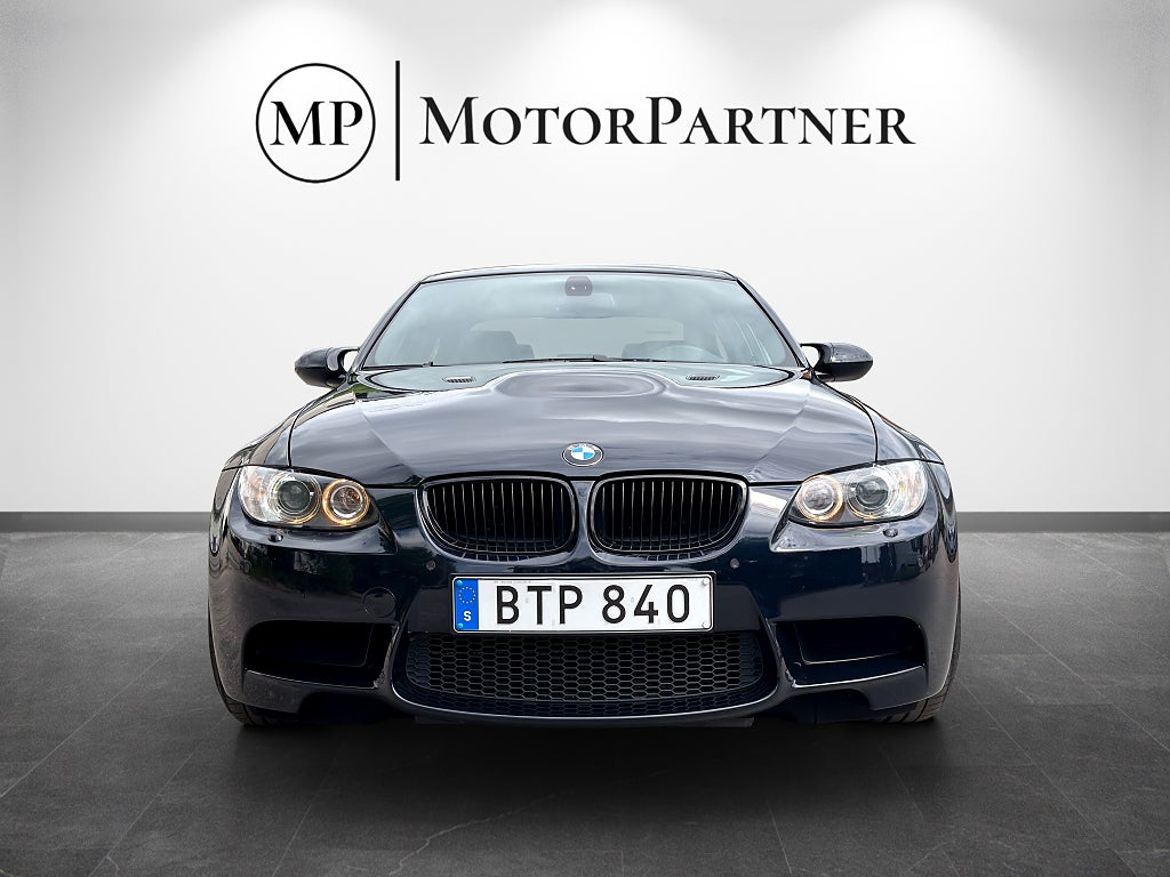 BMW M3 Sedan, bild 2 av 15