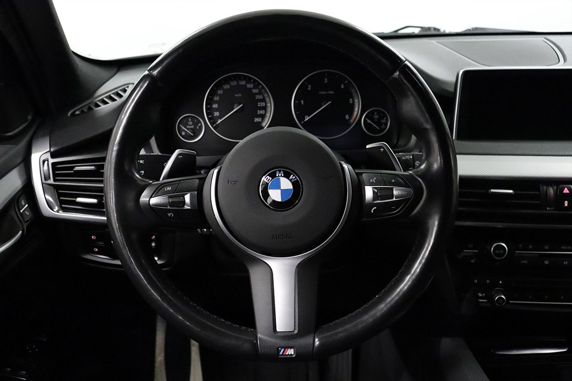 BMW X5 xDrive30d 2017, kuva 2/10
