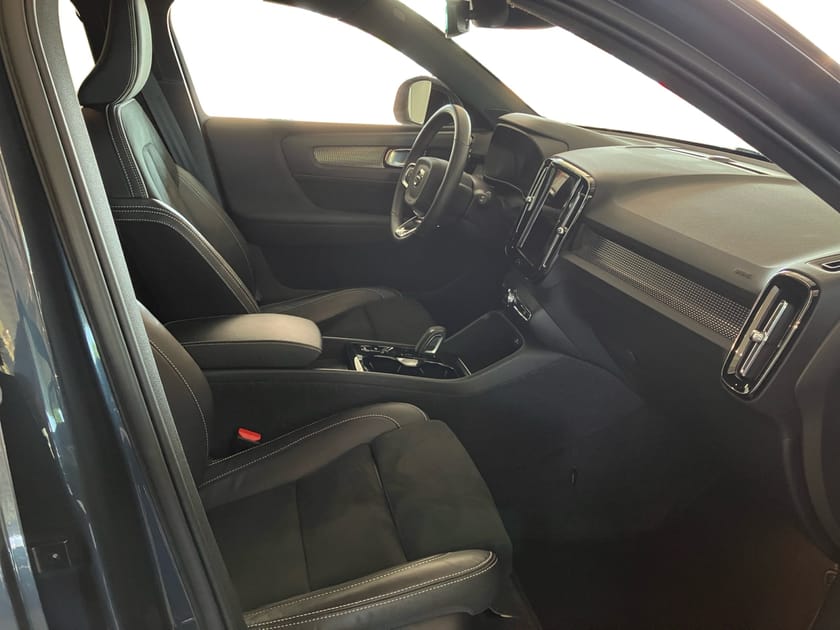 Bild 4 av Volvo XC40 Recharge T4 R-Design