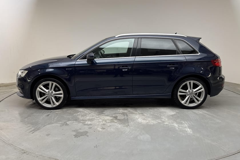 Bild 2 av Audi A3 Sportback e-Tron TFSI SB 150hk S-Line Cockpit Pano Läder