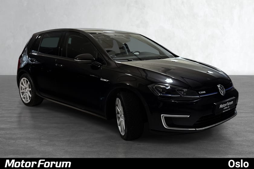 Bilde 3 av Volkswagen e-Golf Praktisk og godt utstyrt - Ryggekamera- carplay