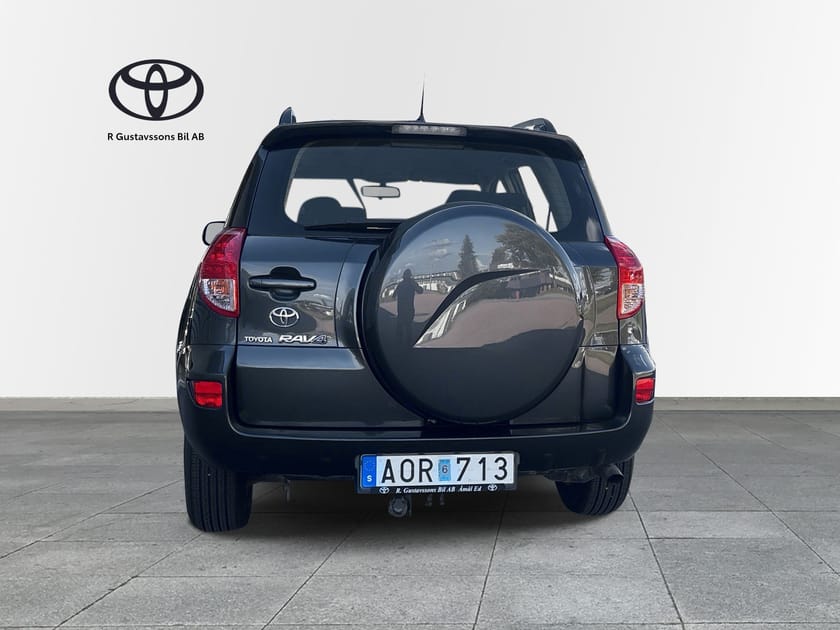 Bild 4 av Toyota RAV4 2.0 Automat Vinterhjul Avtagbart dragkrok