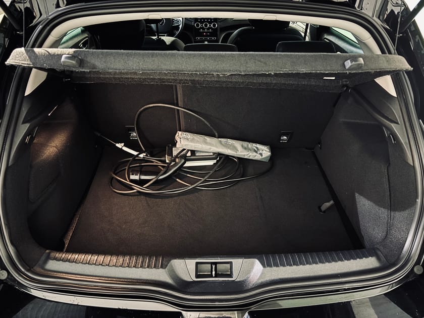 Bild 4 av Renault Mégane E-TECH Plug-in PhII 160 Zen 5-d | P-sensorer |