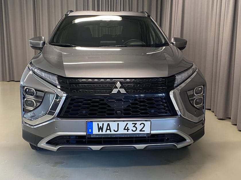 Bild 4 av Mitsubishi Eclipse Cross PHEV 188hk Automat. CarPlay, Kamera