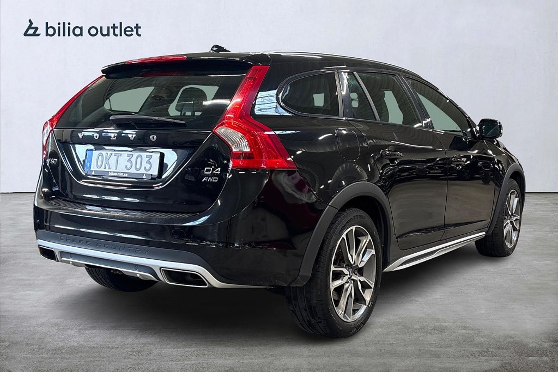 Volvo V60 Cross Country 2017, photo 6/10