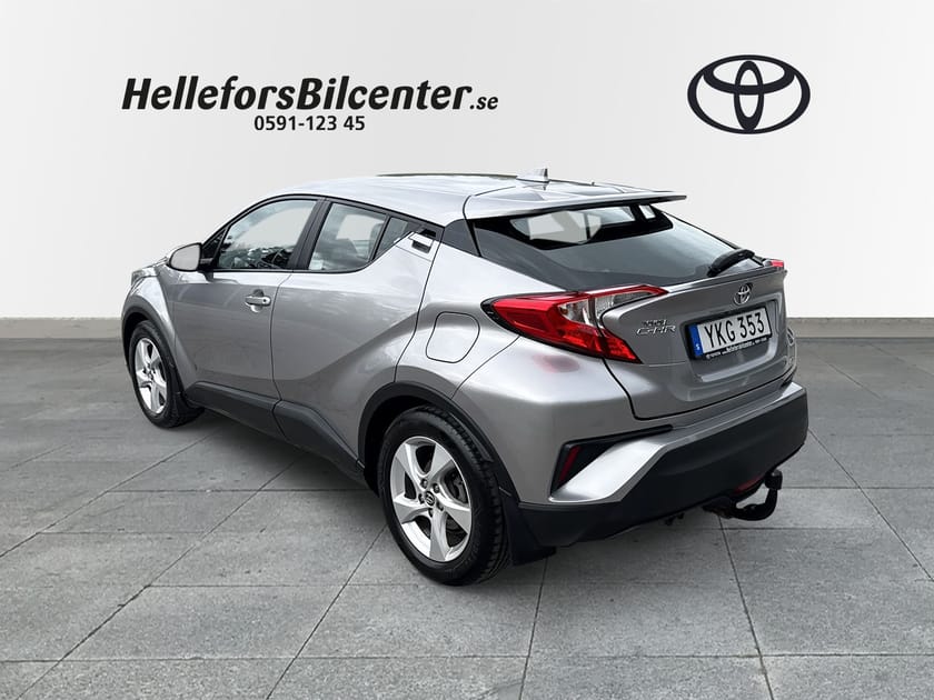 Bild 2 av Toyota C-HR CHR AWD Automat 1,2T DRAG LED ramp Vinterhjul