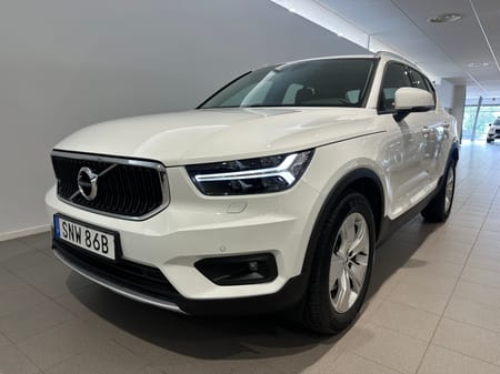 Volvo XC40 B4 FWD Bensin Momentum Advanced SE/ Parkeringssensor fram/bak/ Backkamera