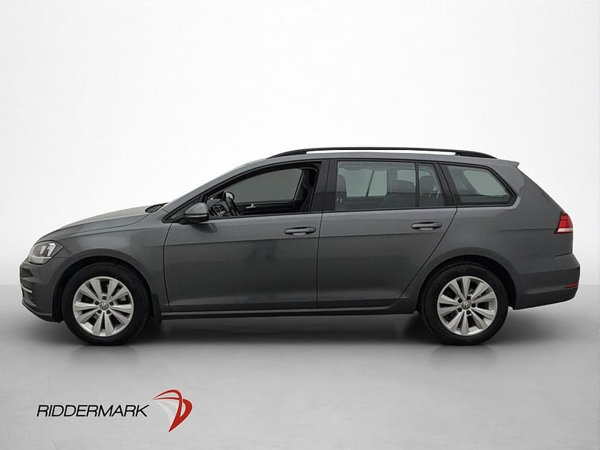 Bild 4 av Volkswagen Golf Sportscombi 1.0 TSI Drag Adptv-Fart Kamera CarPlay