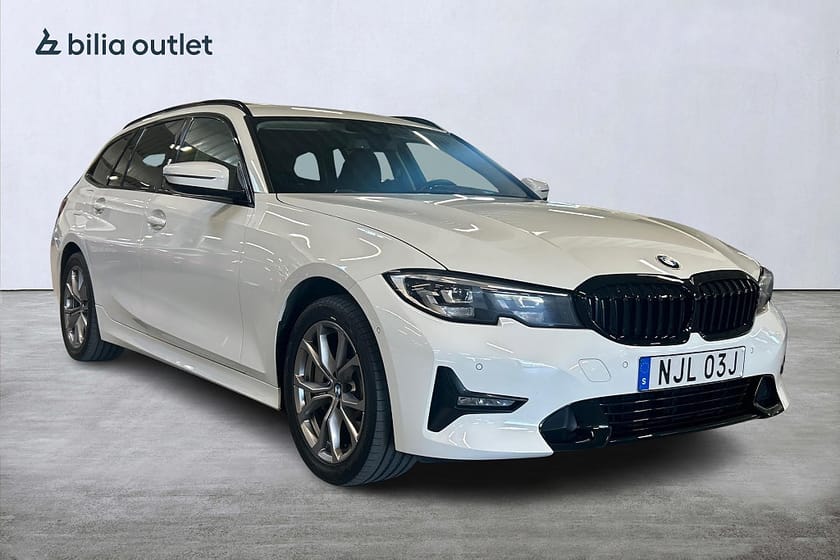 Bild 4 av BMW 330e xDrive Touring aut Sport line 292hk Navi Drag B-kamera
