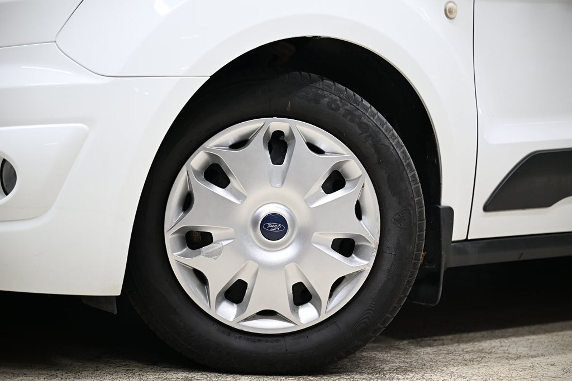 Ford Transit Connect 2018, kuva 4/10