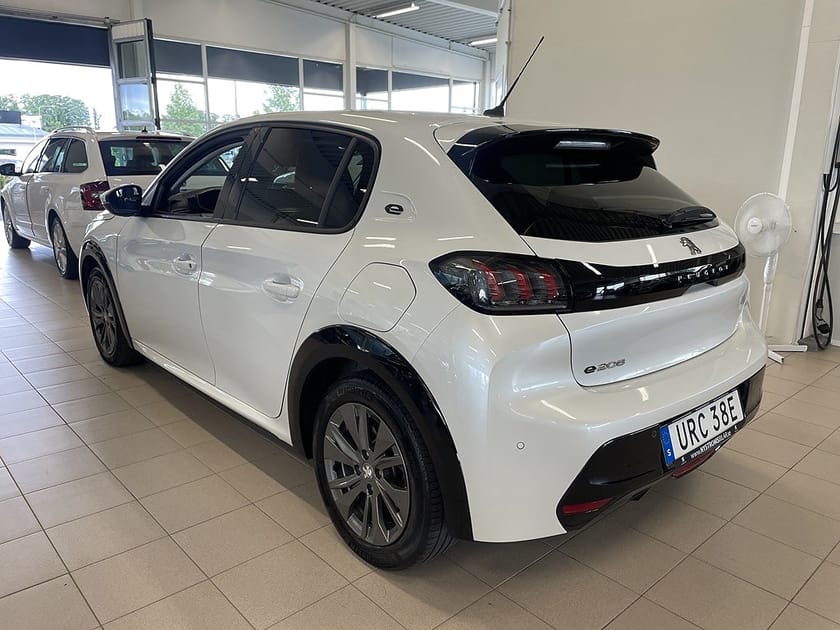 Bild 4 av Peugeot e-208 136HK 360° kamera / Navigation / ACC