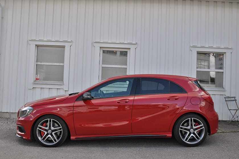 Bild 3 av Mercedes-Benz A 45 AMG 4MATIC A45 360hk Backkamera Skinn