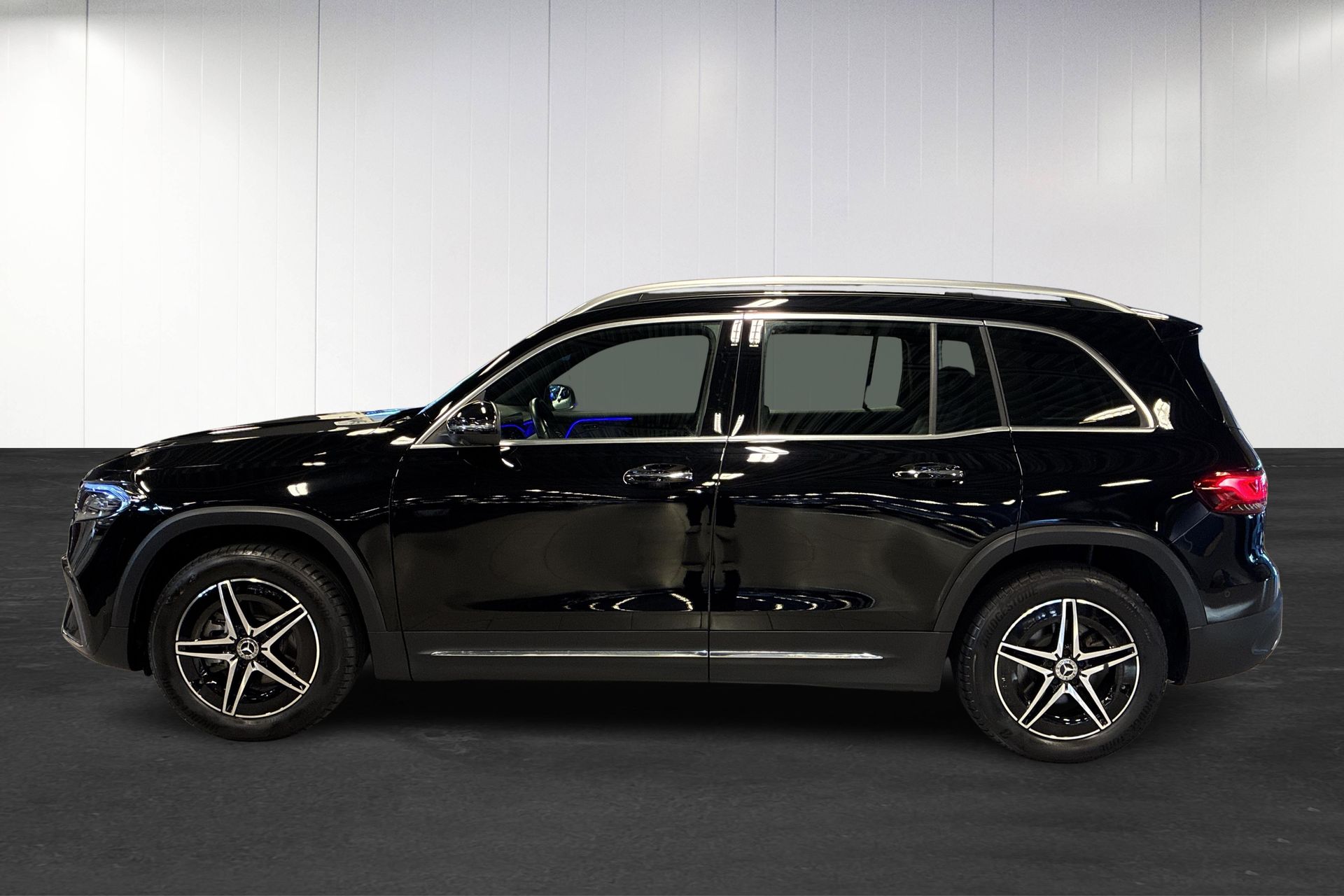 Mercedes-Benz EQB 300 4MATIC 2024, bild 7/10
