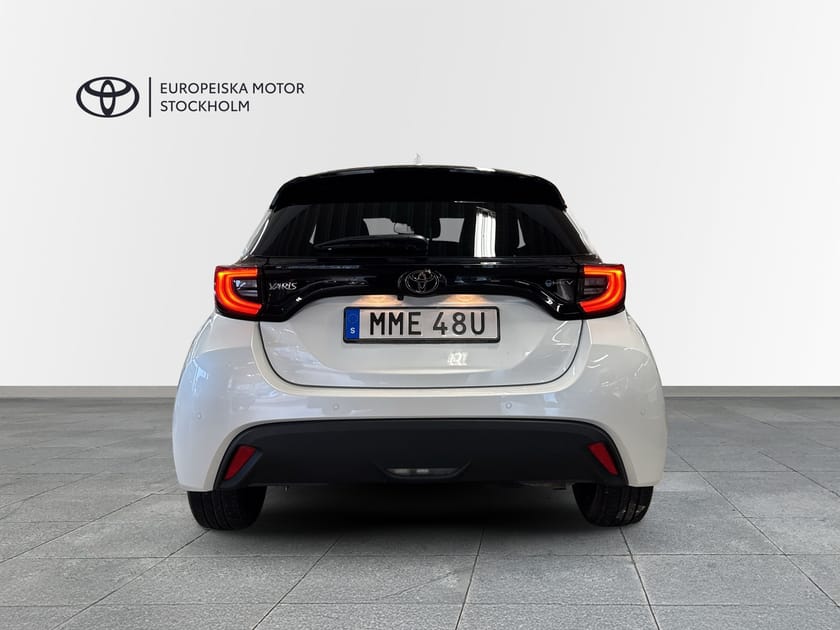 Bild 5 av Toyota Yaris Hybrid 115 1,5 Active Plus Säkerhetspaket Backkamera