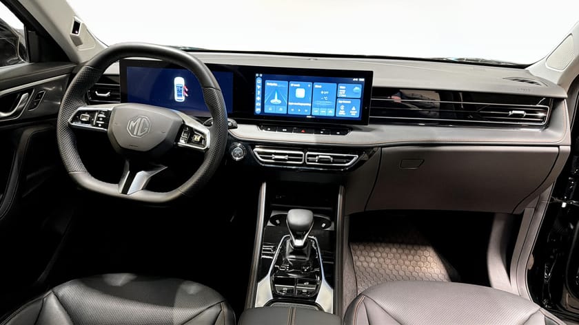 Bild 4 av MG HS PHEV Luxury Plug-In Hybrid 10 Mil El räckvidd 0% RÄNTA