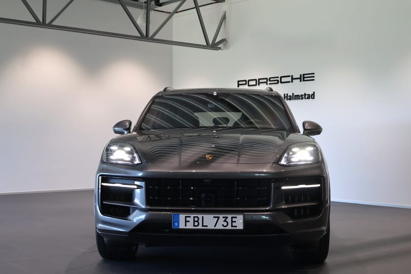 Bild 2 av Porsche Cayenne E-Hybrid 470HK/VAT