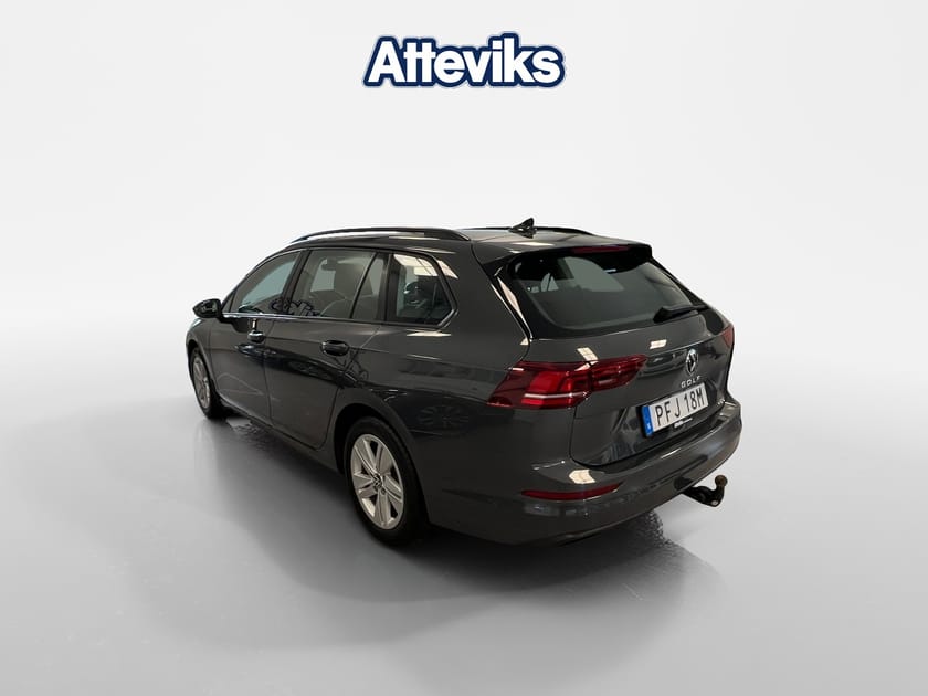 Bild 4 av Volkswagen Golf Sportscombi LIFE 1.5 eTSI 150hk *Dragkrok/P.värmare*