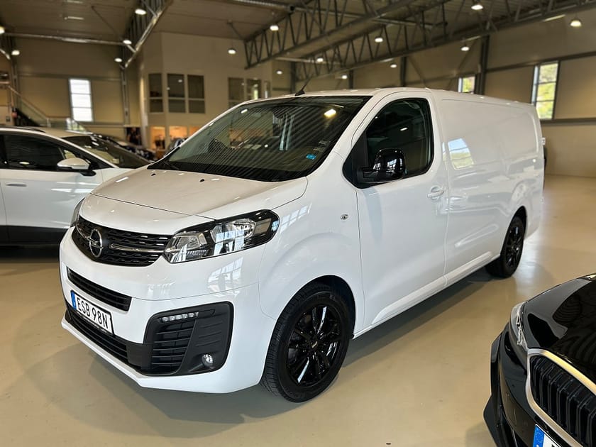 Bild 1 av Opel Vivaro Skåpbil IP 2.0 BlueHDI 144hk L3 / Drag / Moms