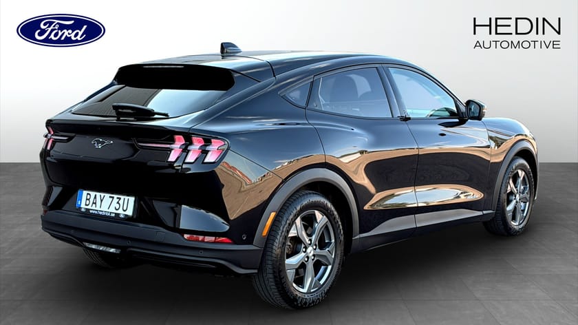 Bild 2 av Ford Mustang Mach-E Standard Range RWD TEKNIKPAKET