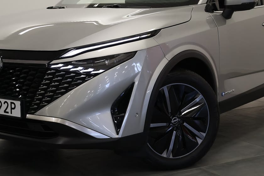 Bild 2 av Nissan Qashqai e-POWER Tekna / Drag / V-Hjul / HuD / Skinn / Navi