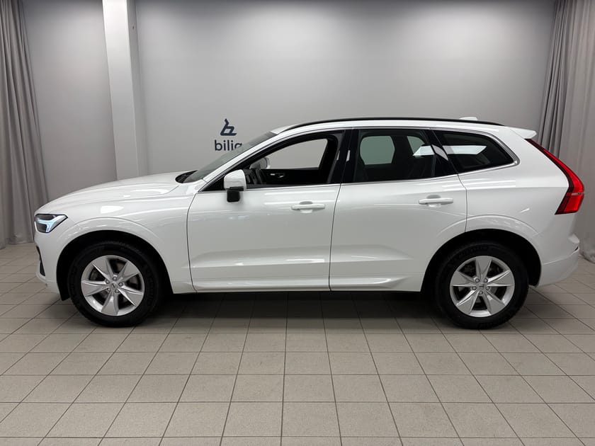 Bild 3 av Volvo XC60 B5 AWD Bensin Core
