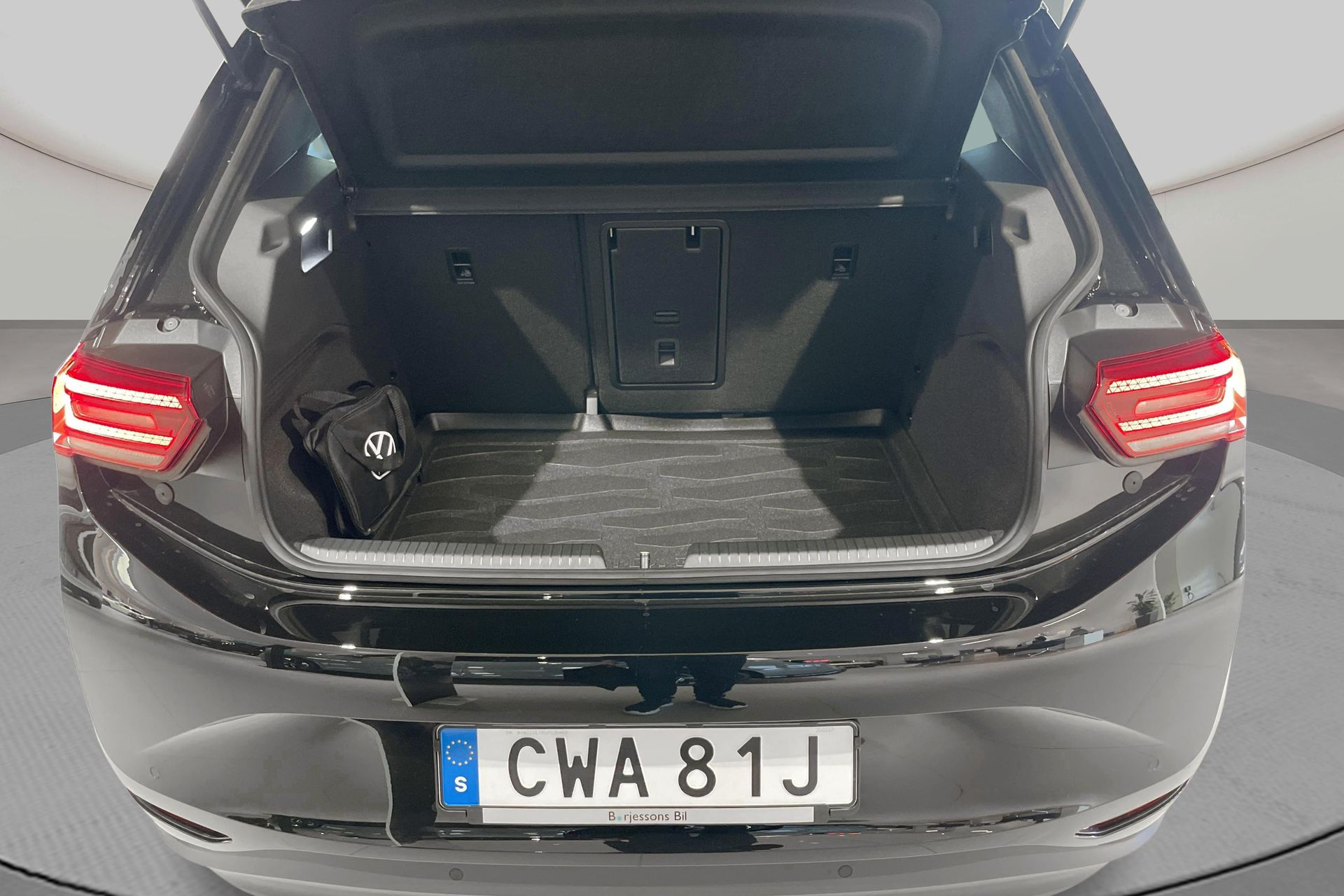 Volkswagen ID.3 Pro Performance 2025, bild 7/8
