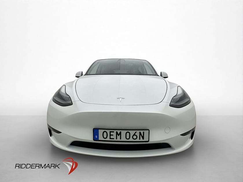 Bild 3 av Tesla Model Y Long Range AWD Autopilot Drag Värmepump Moms