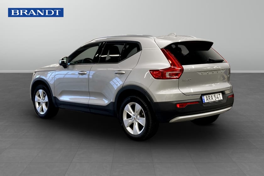 Bild 2 av Volvo XC40 B4 FWD Bensin Core SE II