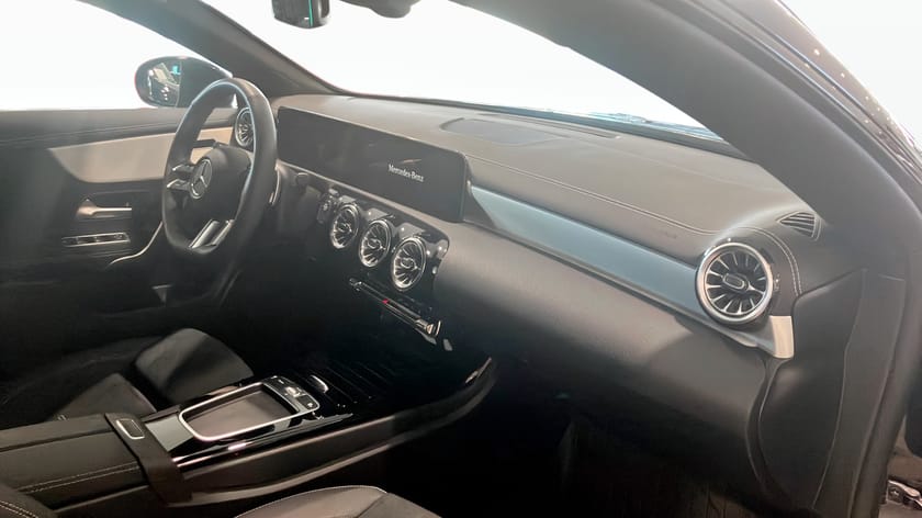 Bild 3 av Mercedes-Benz CLA 250 e Shooting Brake 250e