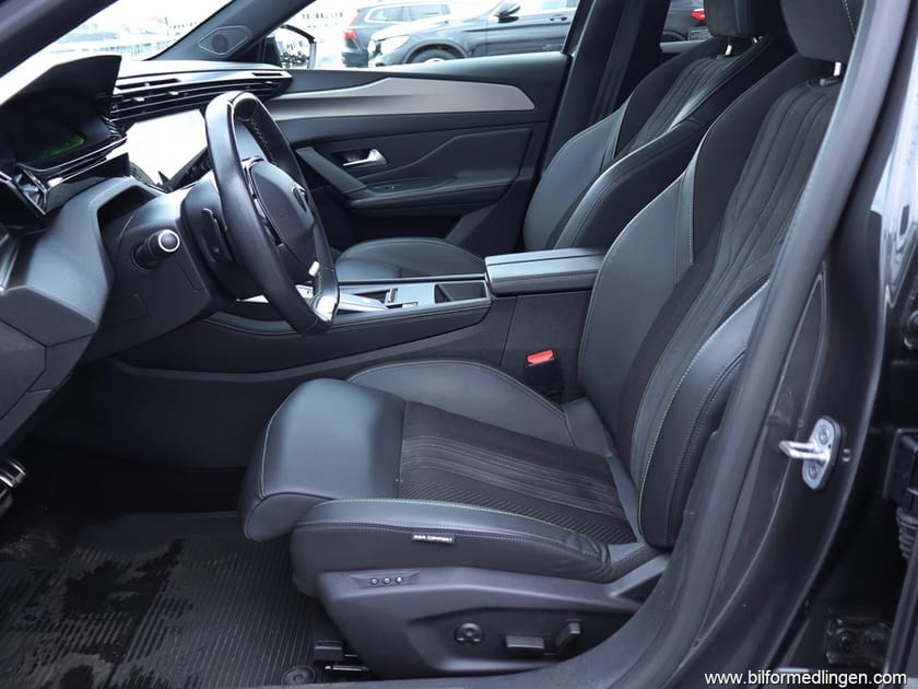 Bild 5 av Peugeot 408 1.2 PureTech SUV 131hk GT S/V-hjul 360 Moms
