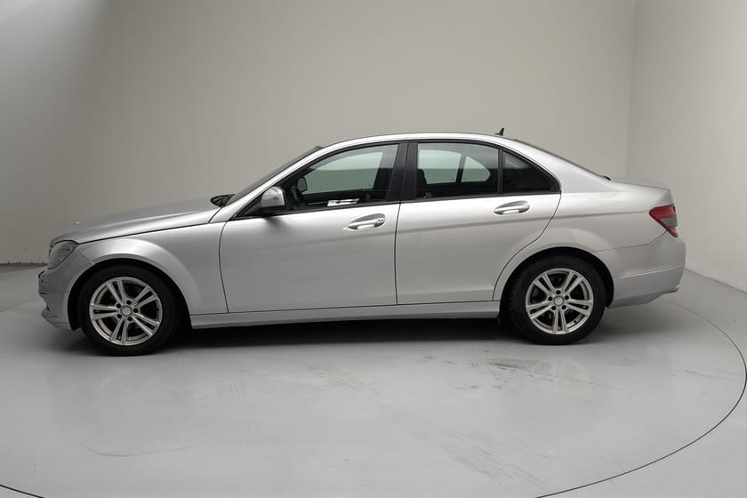 Bild 2 av Mercedes-Benz C 220 CDI BlueEfficiency W204 (170hk) Classic