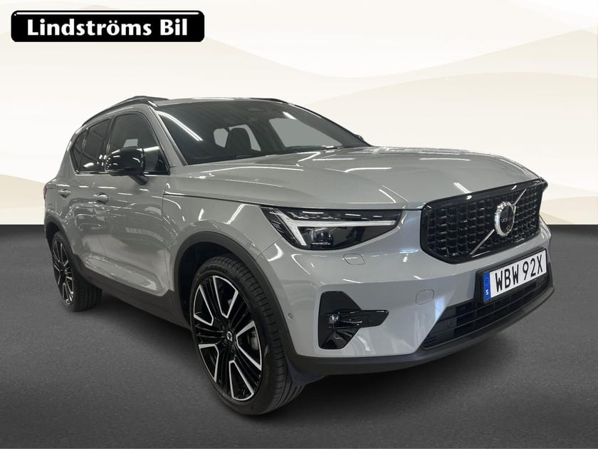 Bild 3 av Volvo XC40 B4 FWD Ultra Dark H/K DRAG V-HJUL