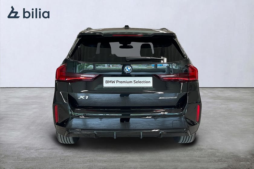 Bild 4 av BMW X1 xDrive25e xDrive 25e M-Sport | Drag | H&K | El. stolar