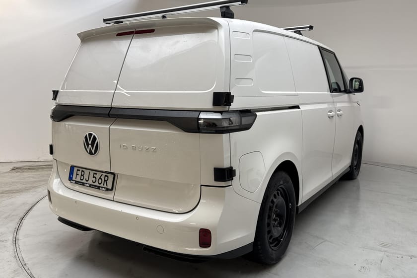 Bild 3 av Volkswagen ID. Buzz Cargo 77kWh (204hk) Backkamera Drag