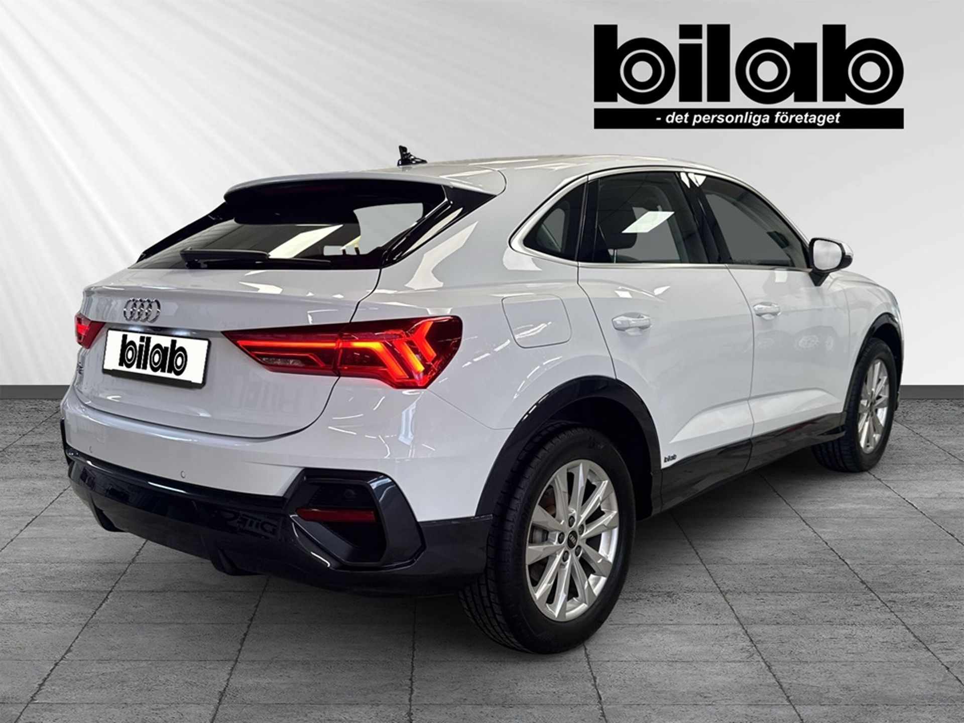 Audi Q3 2024, bild 4/10
