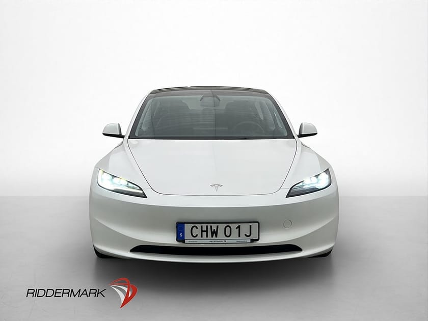 Bild 3 av Tesla Model 3 Long Range AWD AP Pano Svensksåld MOMS