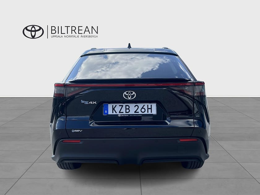 Bild 5 av Toyota bZ4X 73.1 kWh FWD Active Tech Vinterhjul ingår
