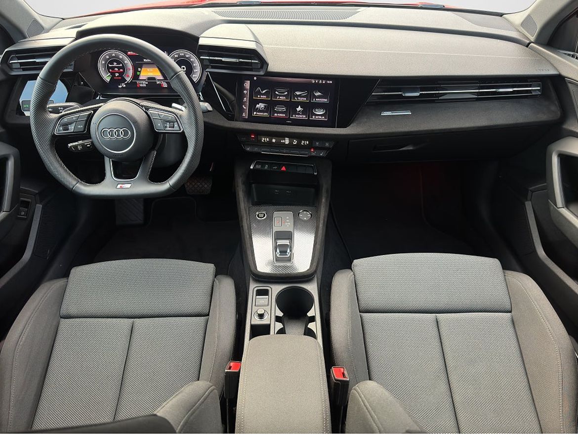 Audi A3 Sportback 45 TFSI e, bild 12 av 24