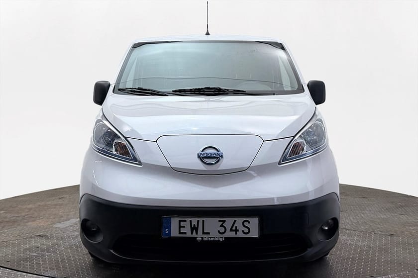 Bild 3 av Nissan e-NV200 Van Skåp 40 kWh Drag Inredd Rattvärme 109hk