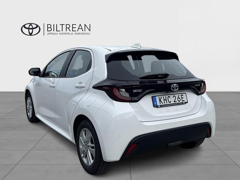 Bild 4 av Toyota Yaris Hybrid 1.5 Active komfortpaket P-sensorer Vinterhjul