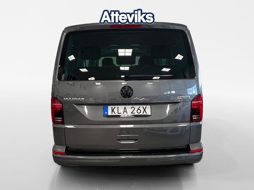 Bild 4 av Volkswagen Multivan Highline 2.0 TDI 4M 204hk *7-sits/Elstolar fram*