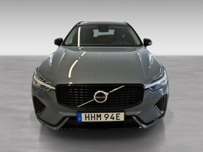 Bild 1 av Volvo XC60 B4 AWD Diesel Plus Dark