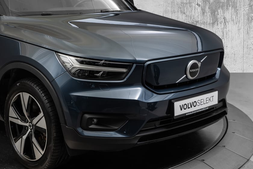 Bilde 2 av Volvo XC40 Recharge Plus Hengerfeste/Ryggekamera/Elstol/Google