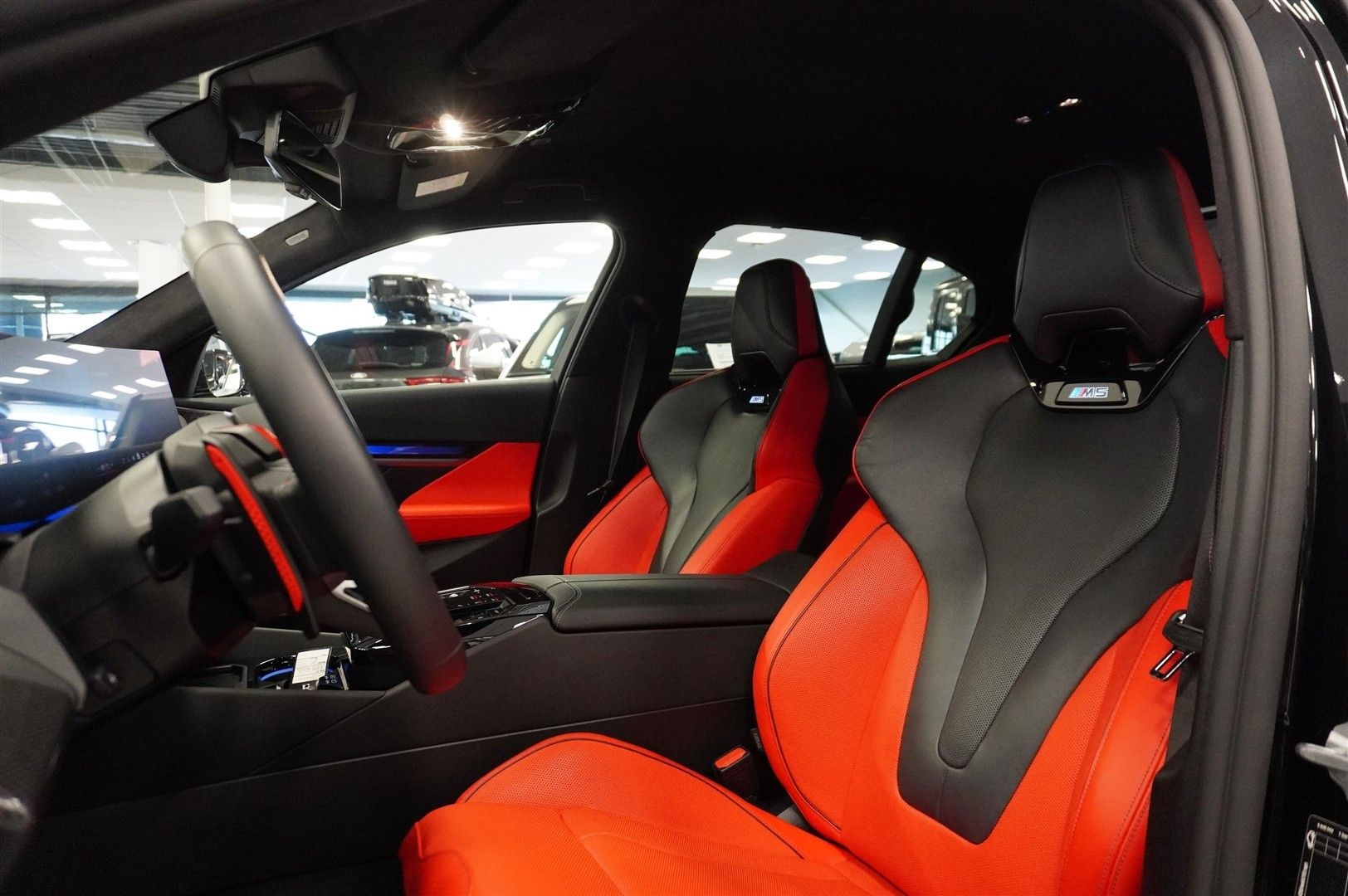 BMW M5 Steptronic, 727hk, 2025