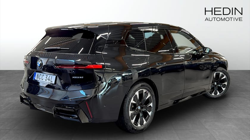 Bild 2 av BMW iX xDrive60 Fully Charge M Sport Pano 4-zonsklimat