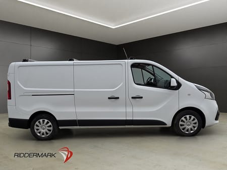 Nissan NV300 Skåpbil L2 1.6 Värm 3-Sits A/C Drag Farthållare 1-Bruk
