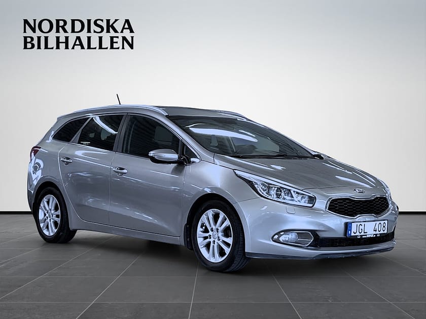 Bild 1 av Kia cee'd_sw 1.6 GDI DCT EX Comfort Nyservad  Kamera Värmar