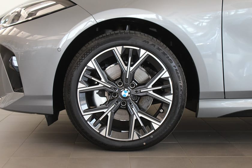 Bild 4 av BMW 120 4,95 ränta M Sport Design Nav Drive/Park-assist Rattv